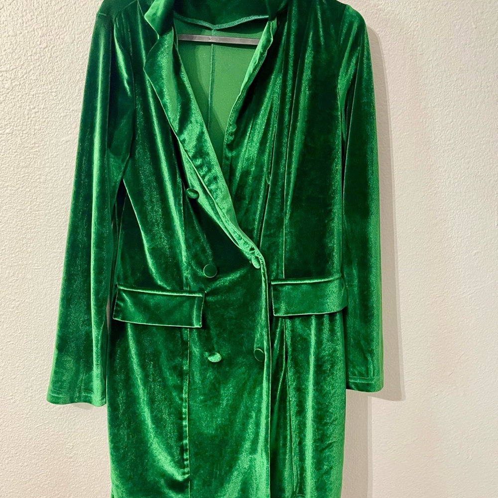 Double Breasted Crushed Velvet Blazer | Emerald Green | Small - Picture 2 of 5